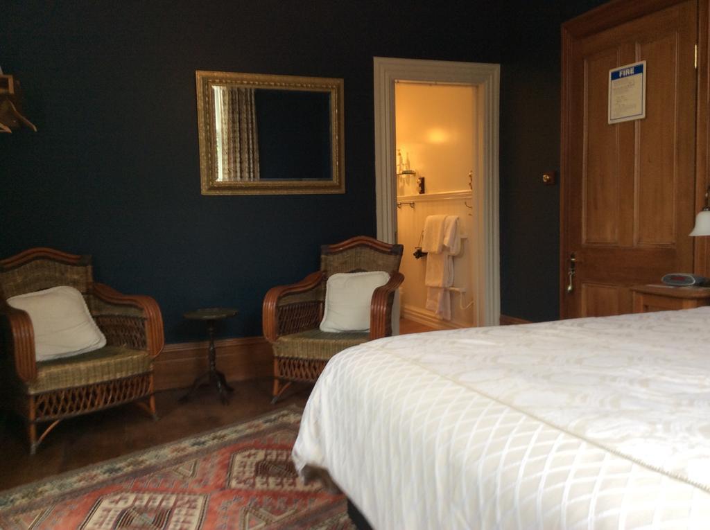 The Old Manse Bed & Breakfast Martinborough Room photo